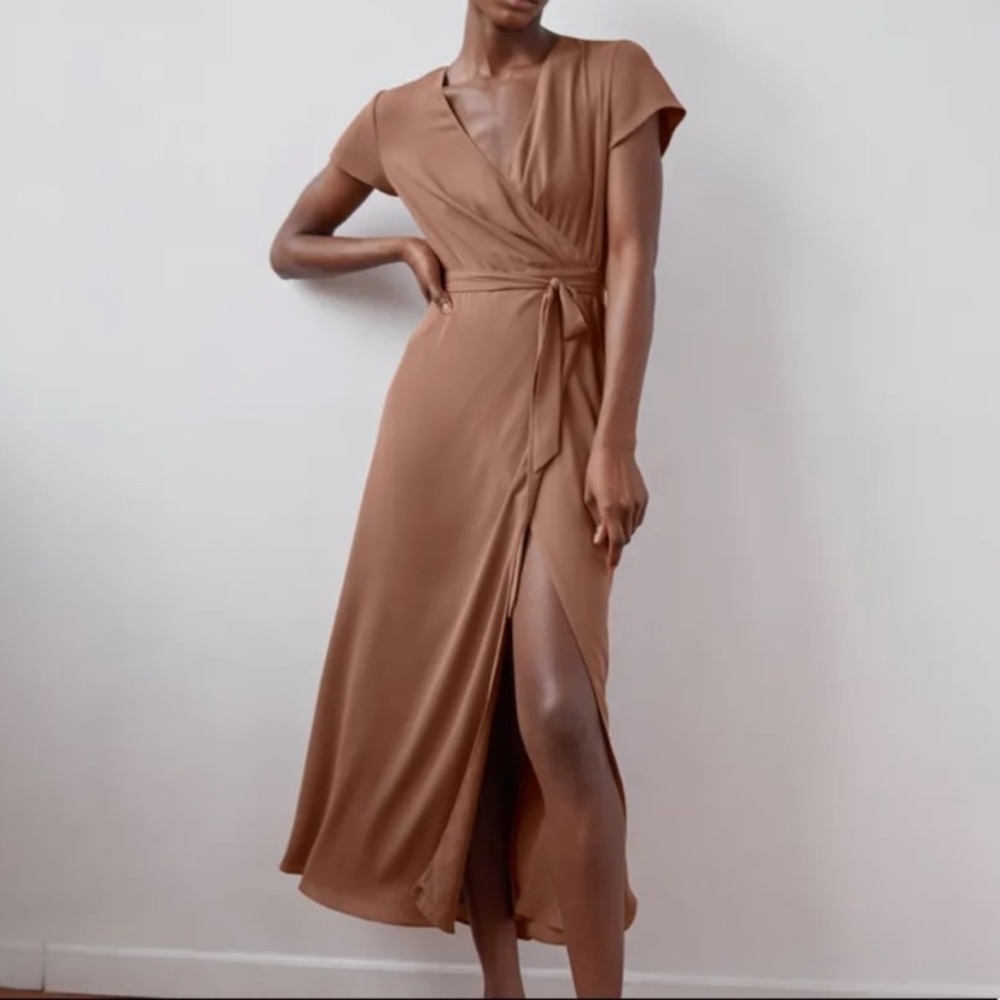 NWT Aritzia Babaton Slit Wrap Dress
